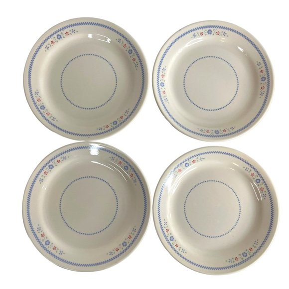 Corelle Set of 4 Needlepoint Design 7" Salad Plates White Red Green Floral - Picture 1 of 5
